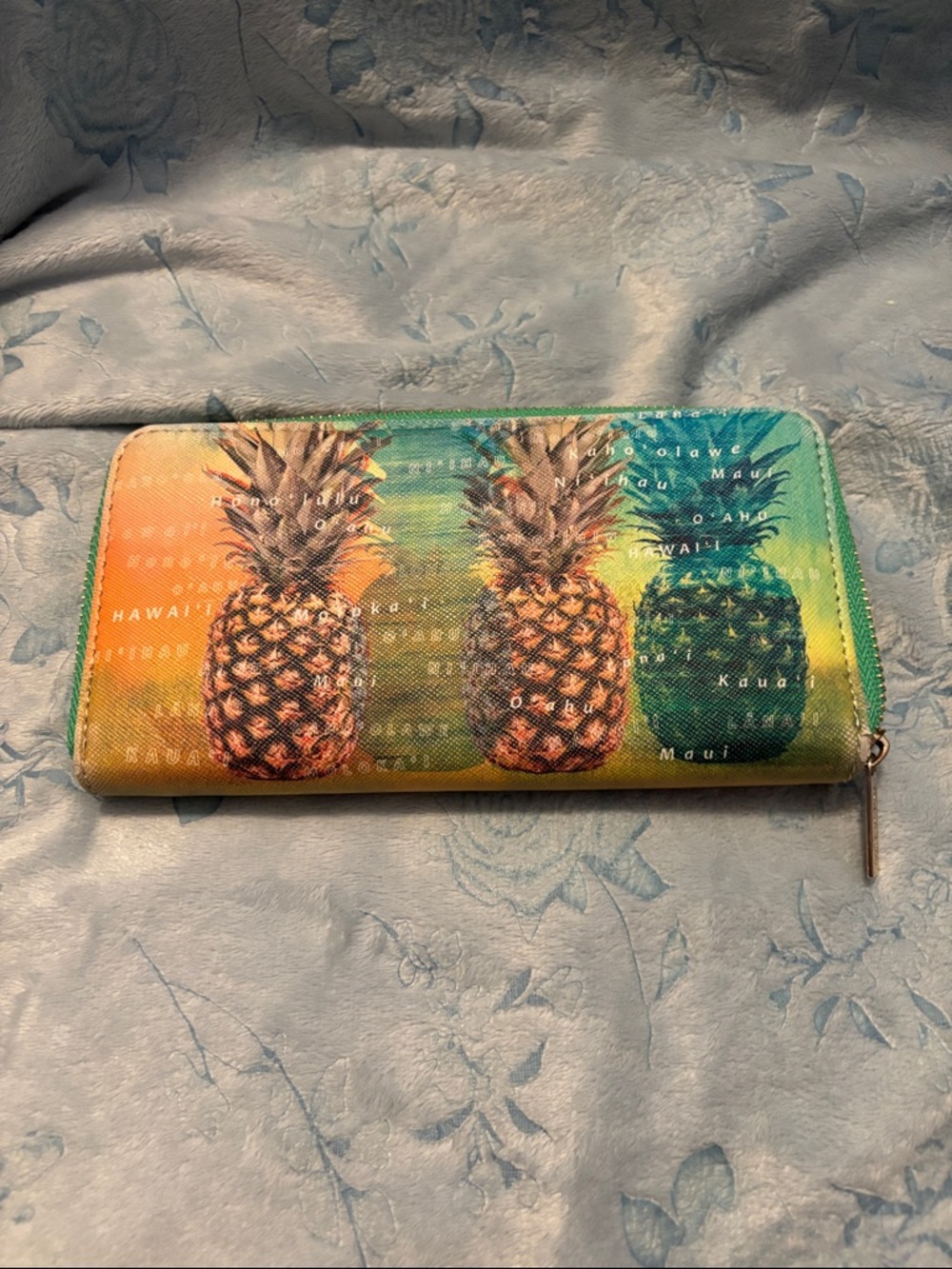 Pineapple Print Zip Wallet - Multicolor Tropical Design